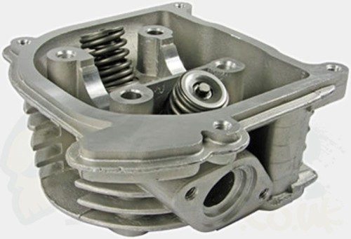 Chinese 4-Stroke Cylinder Head And Valve Kit